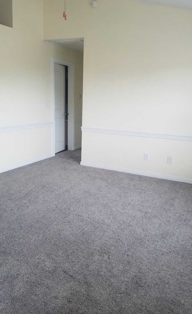 Livingroom - Sugar Creek Apartments