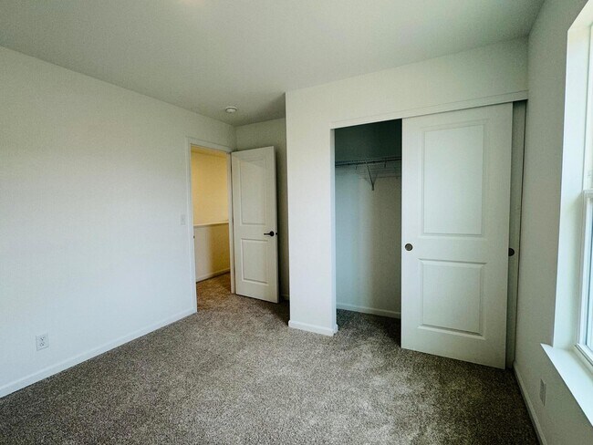 Building Photo - 3383 Caledonia Drive