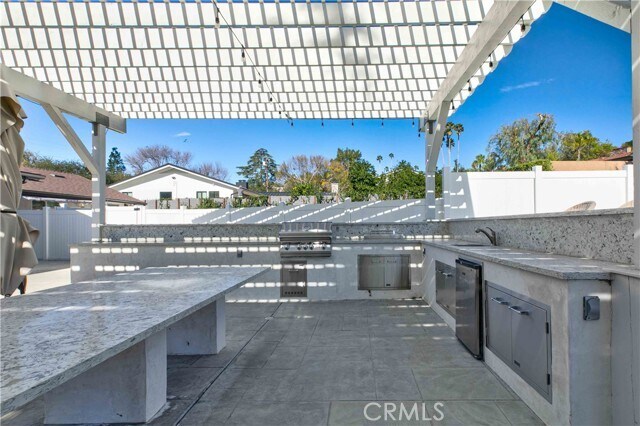 Building Photo - 11568 Newcastle Ave