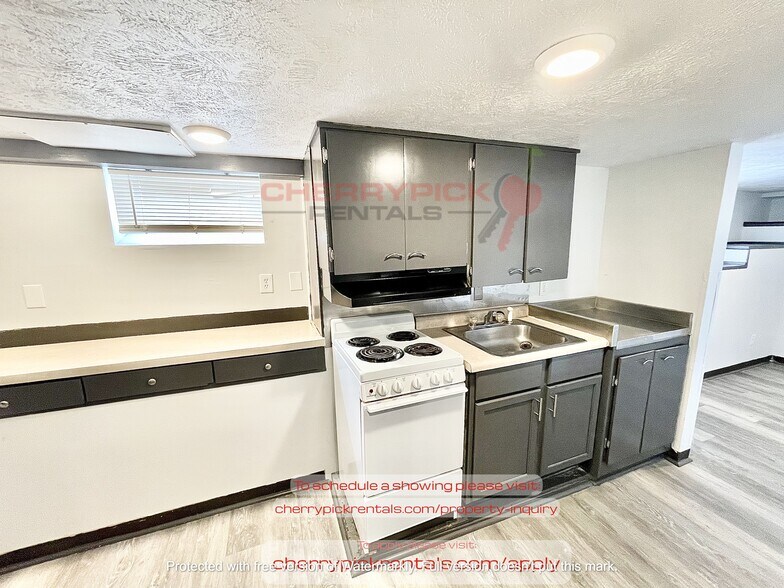 Building Photo - 5101 N 46th St