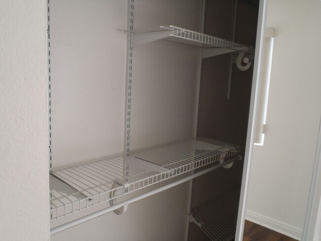 Building Photo - 17762 Paseo Cir