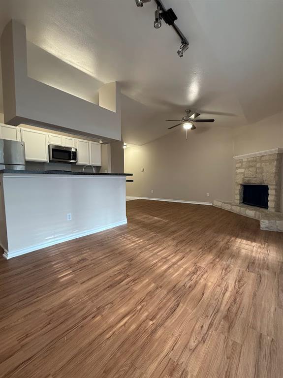 Building Photo - 6804 N Capital of Texas Hwy