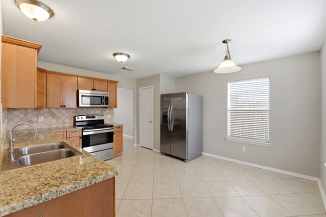 Building Photo - 14022 Crestbourne Ct