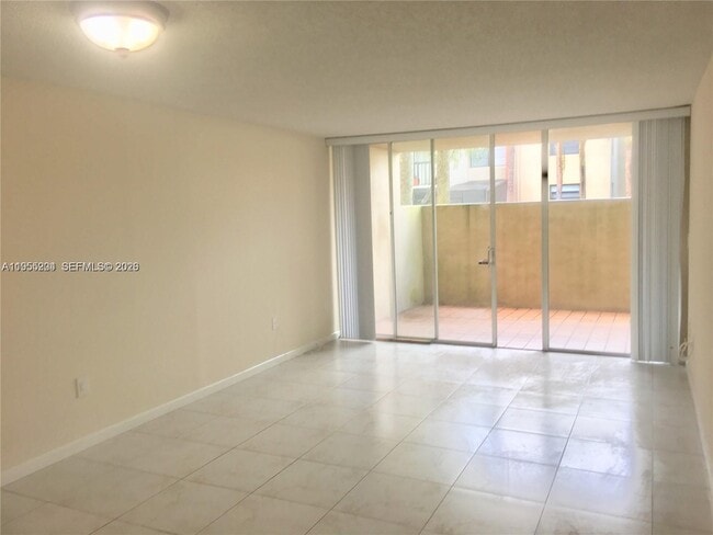 Building Photo - 10875 SW 112th Ave