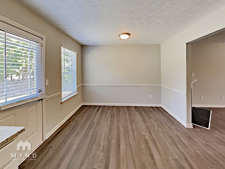 Building Photo - 4367 Rocky View Dr