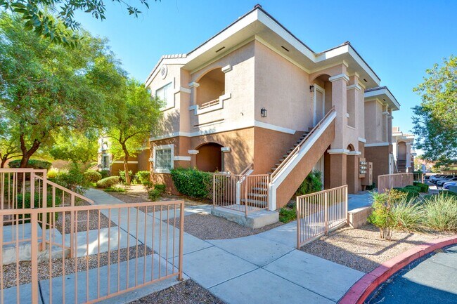 Building Photo - Horizon Hills Condominiums