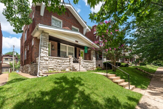 Building Photo - 5249 Sutherland Ave