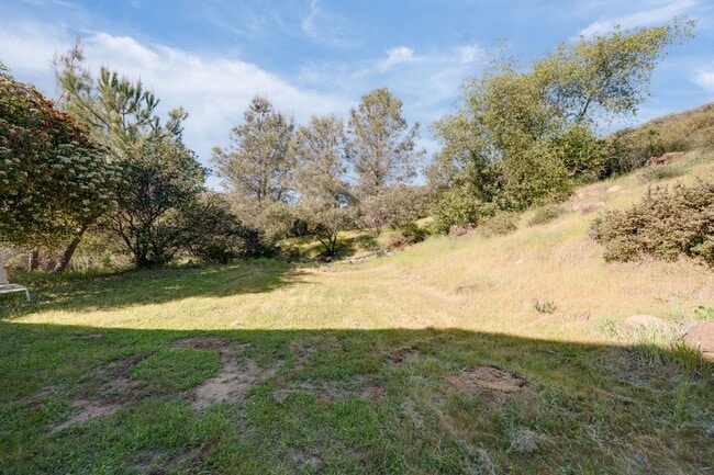 Building Photo - Charming 4 Bedroom Home on Beautiful 10-Acre Property!