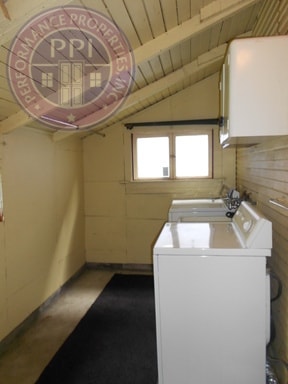 Building Photo - Charming Richmond Craftsman!  Big Backyard!!  Pet Friendly!