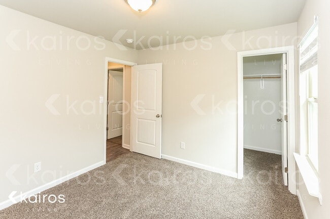 Building Photo - 30962 Clearview Ct