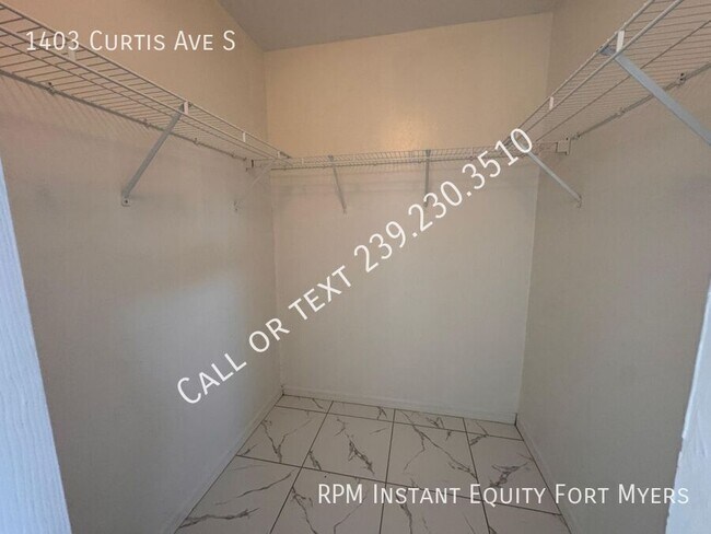 Building Photo - 1403 Curtis Ave S