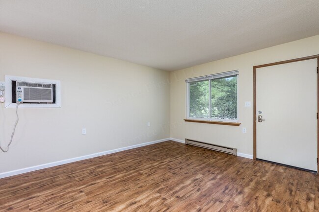 Building Photo - Orange Blossom Apartments