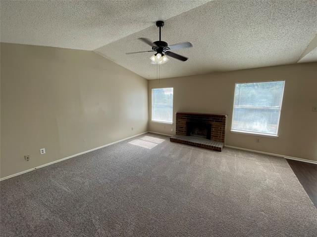 Building Photo - 1204 Ross Ln