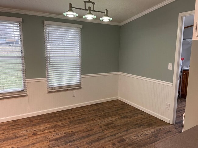 Building Photo - Updated Three Bedroom Two Bath Double Wide in Iron Station