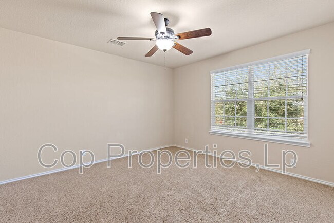 Building Photo - 12110 Kruth Pt