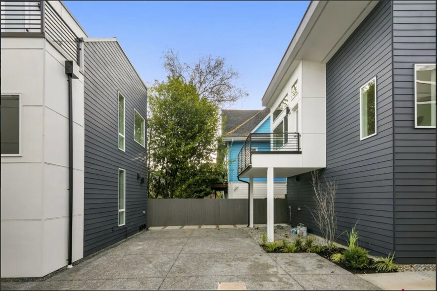 Building Photo - 1466 21st Ave