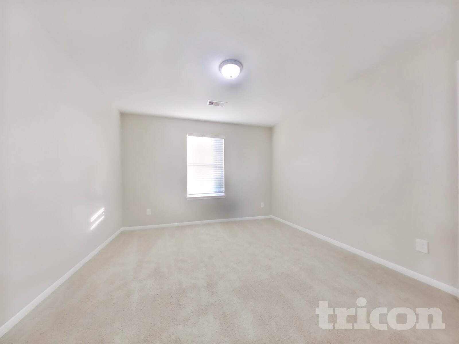 Building Photo - 916 American Monarch Dr