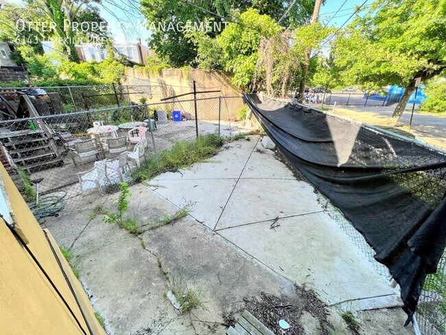 Building Photo - 6143 Limekiln Pike