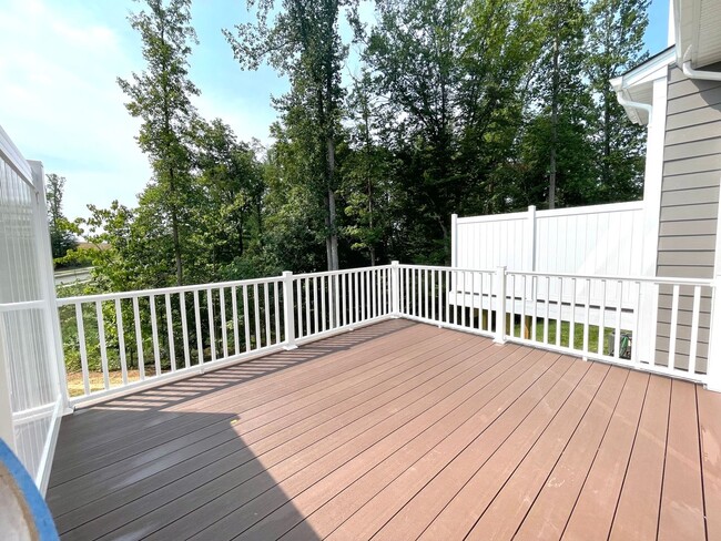 Building Photo - 1606 Koch Ct