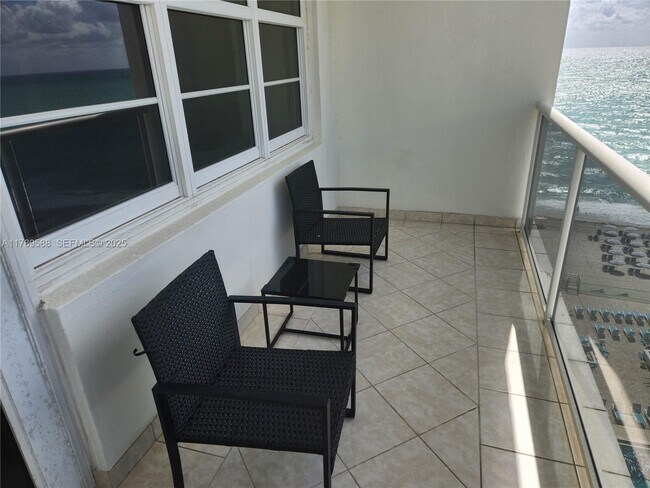 Building Photo - 3725 S Ocean Dr