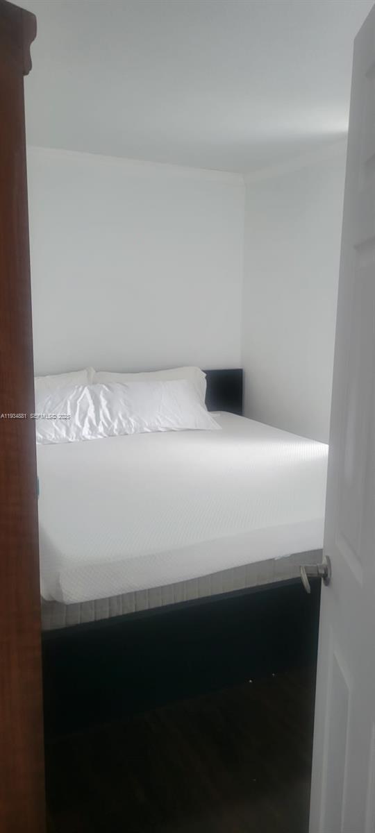 Building Photo - 1750 NE 115th St