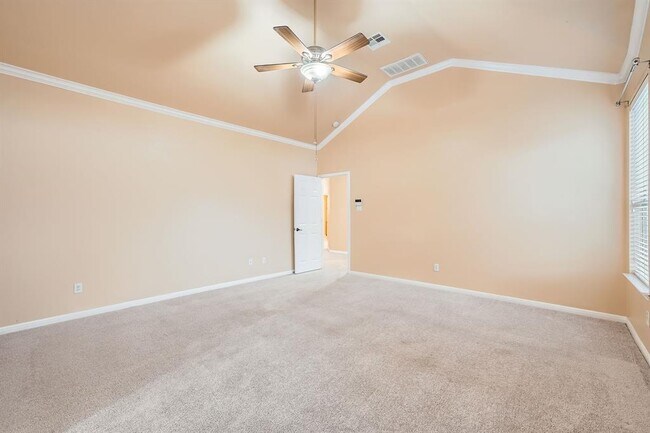 Building Photo - 401 Mandarin Flyway