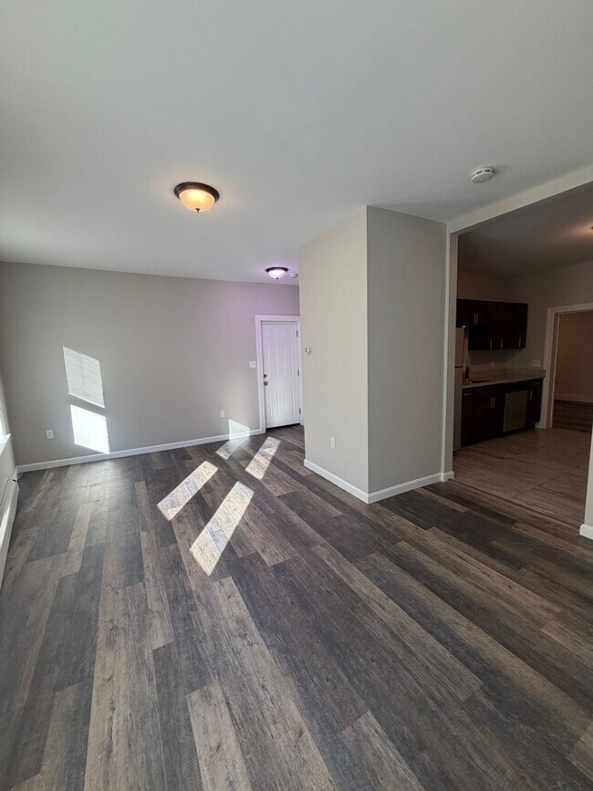 Building Photo - 142 Gove St, East Boston