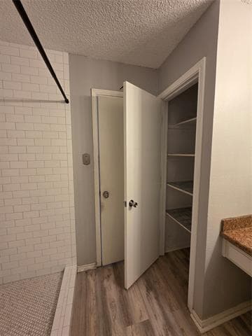 Building Photo - 1731 Cliffcrest Dr