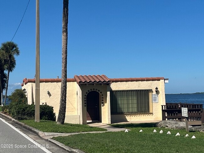 Building Photo - 115 Indian River Dr