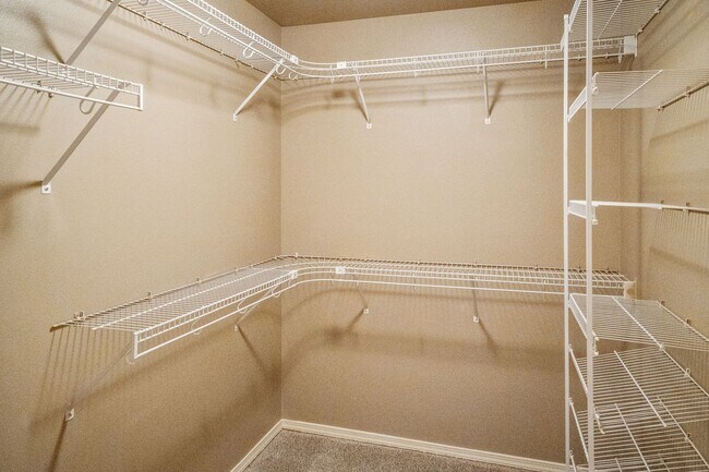 Building Photo - Beautiful Single Family Home Located on Th...