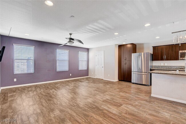 Building Photo - 9050 W Tropicana Ave
