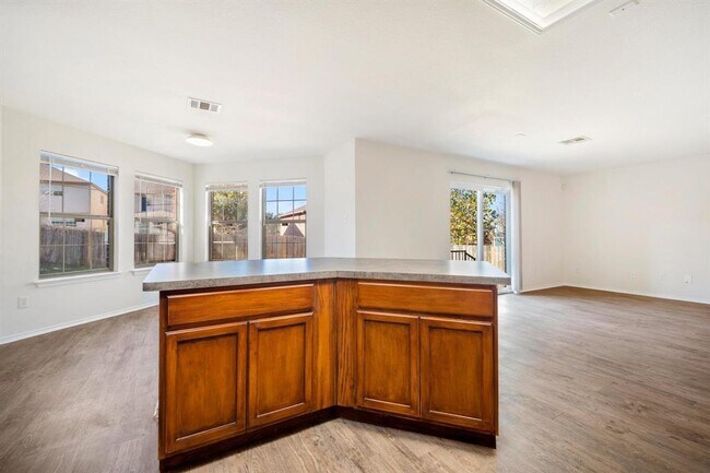 Building Photo - 11112 Chatam Berry Ln