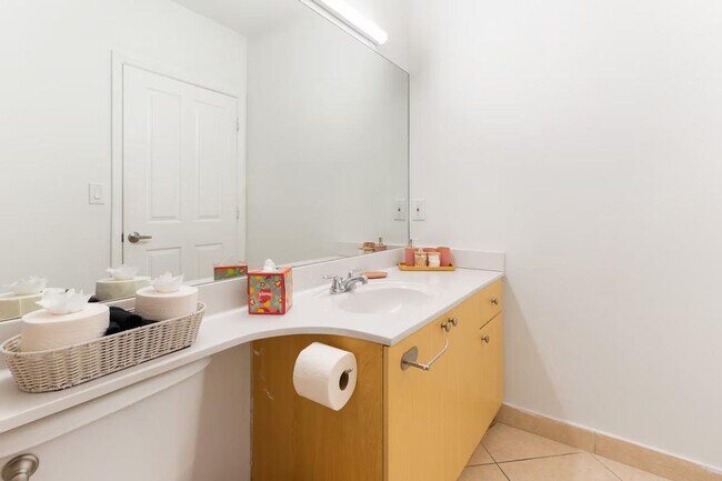 Building Photo - 2280 SW 32nd Ave