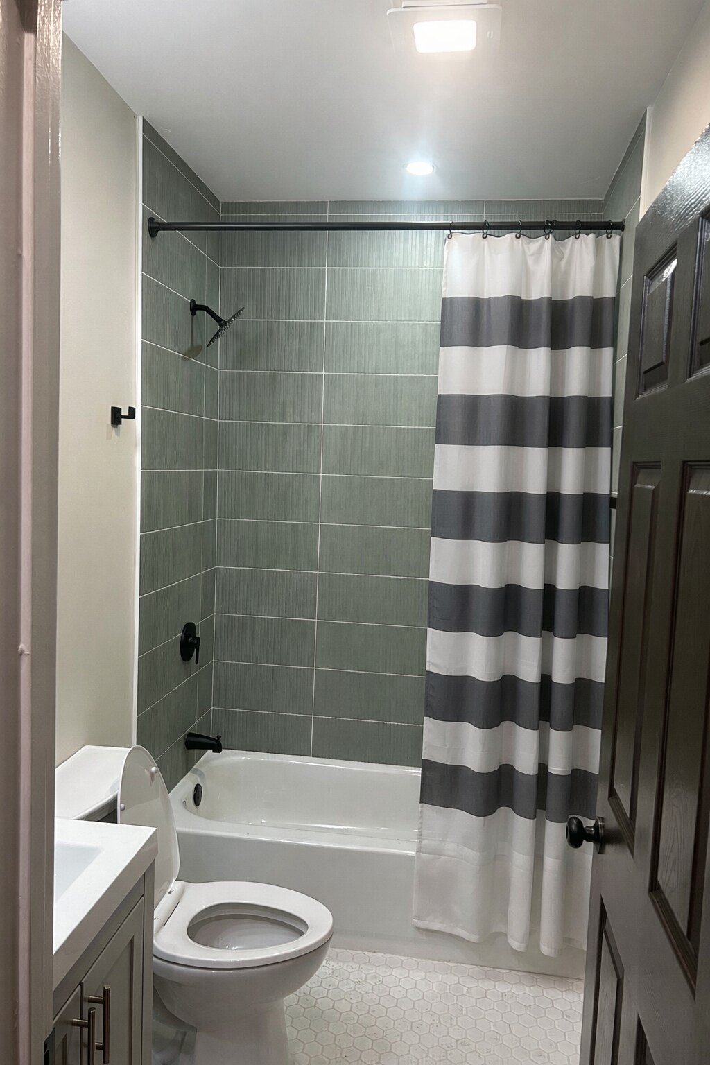 Building Photo - 5032 S Princeton Ave