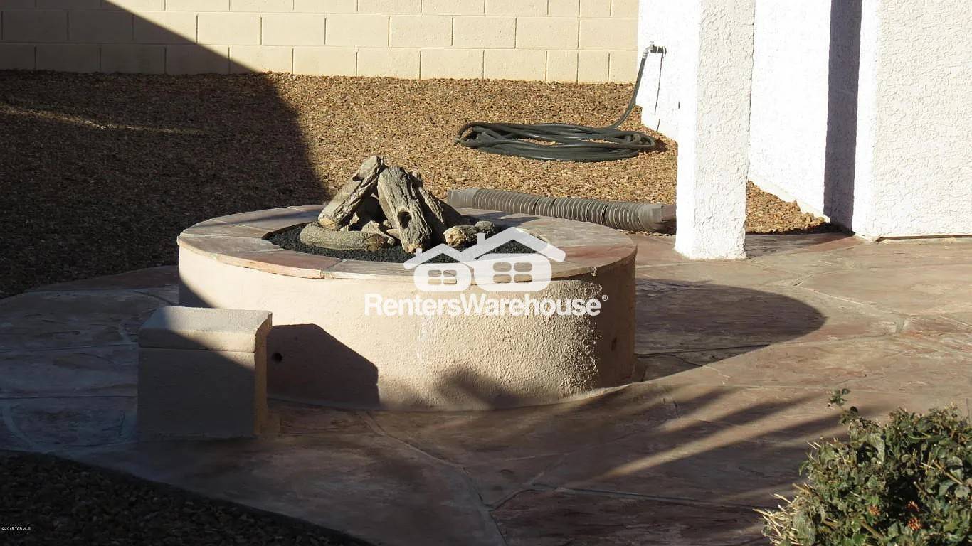 Building Photo - 2651 W Camino De La Joya