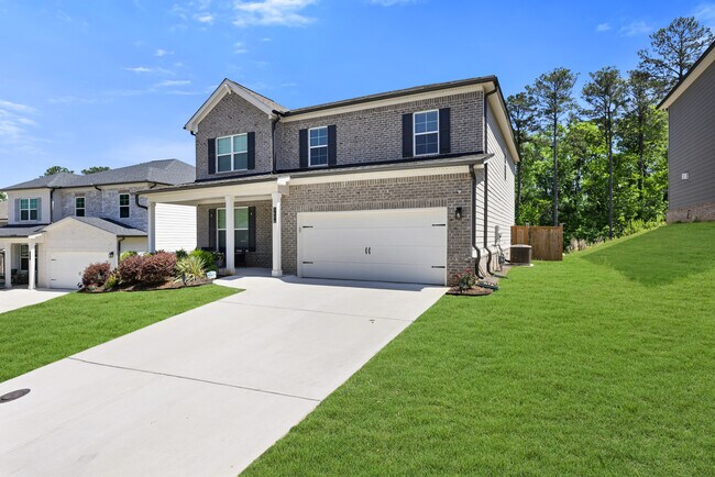 Building Photo - 3450 Sycamore Dr