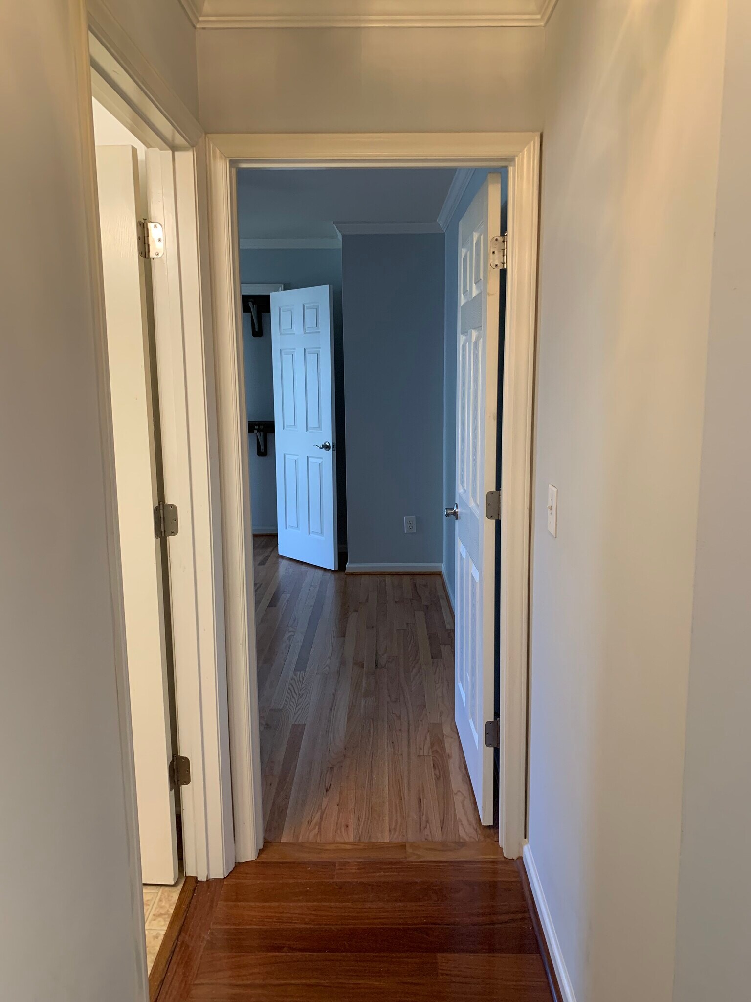 Building Photo - 5506 Phillipsburg Dr