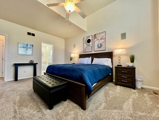 Building Photo - Large executive home in pool community Mason, Oh