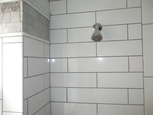 Building Photo - 1079 Terrace Dr