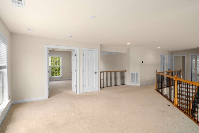 Building Photo - 217 Conservatory Drive