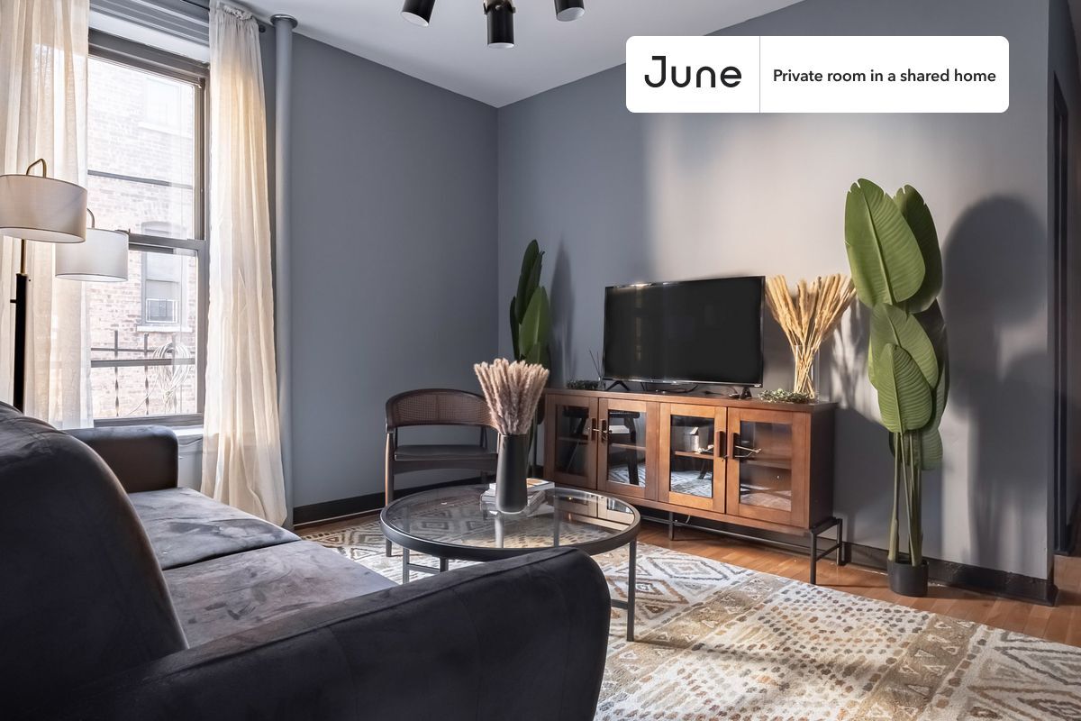 Building Photo - Room in Shared 4 bed/1 bath home in Hamilton Heights