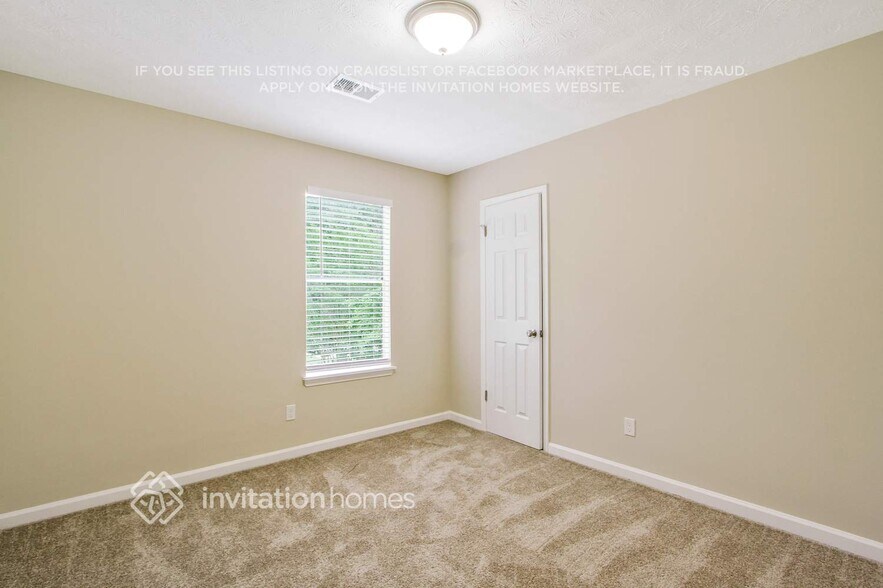 Building Photo - 3677 Tarragon Dr
