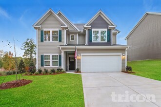 Building Photo - 138 Halesworth Rd