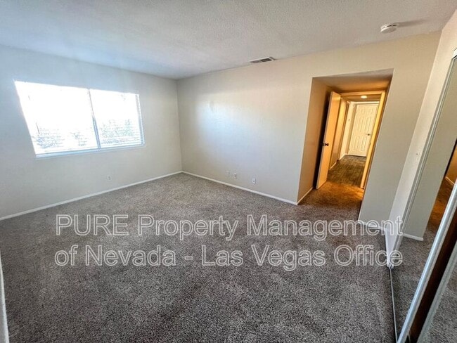 Building Photo - 5614 Reuben St