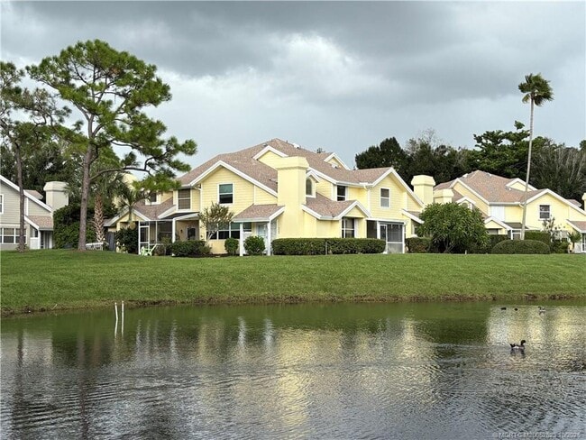 Building Photo - 3566 SW Sunset Trace Cir