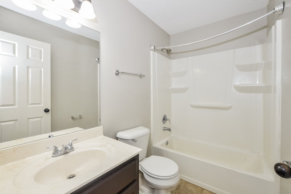 Building Photo - 7868 Ridgedale Dr