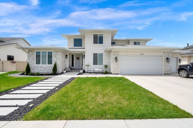 Building Photo - 11676 Dorothy Vista Dr