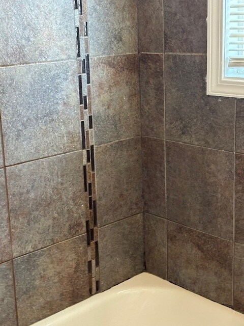 Building Photo - 1500 E 73rd St