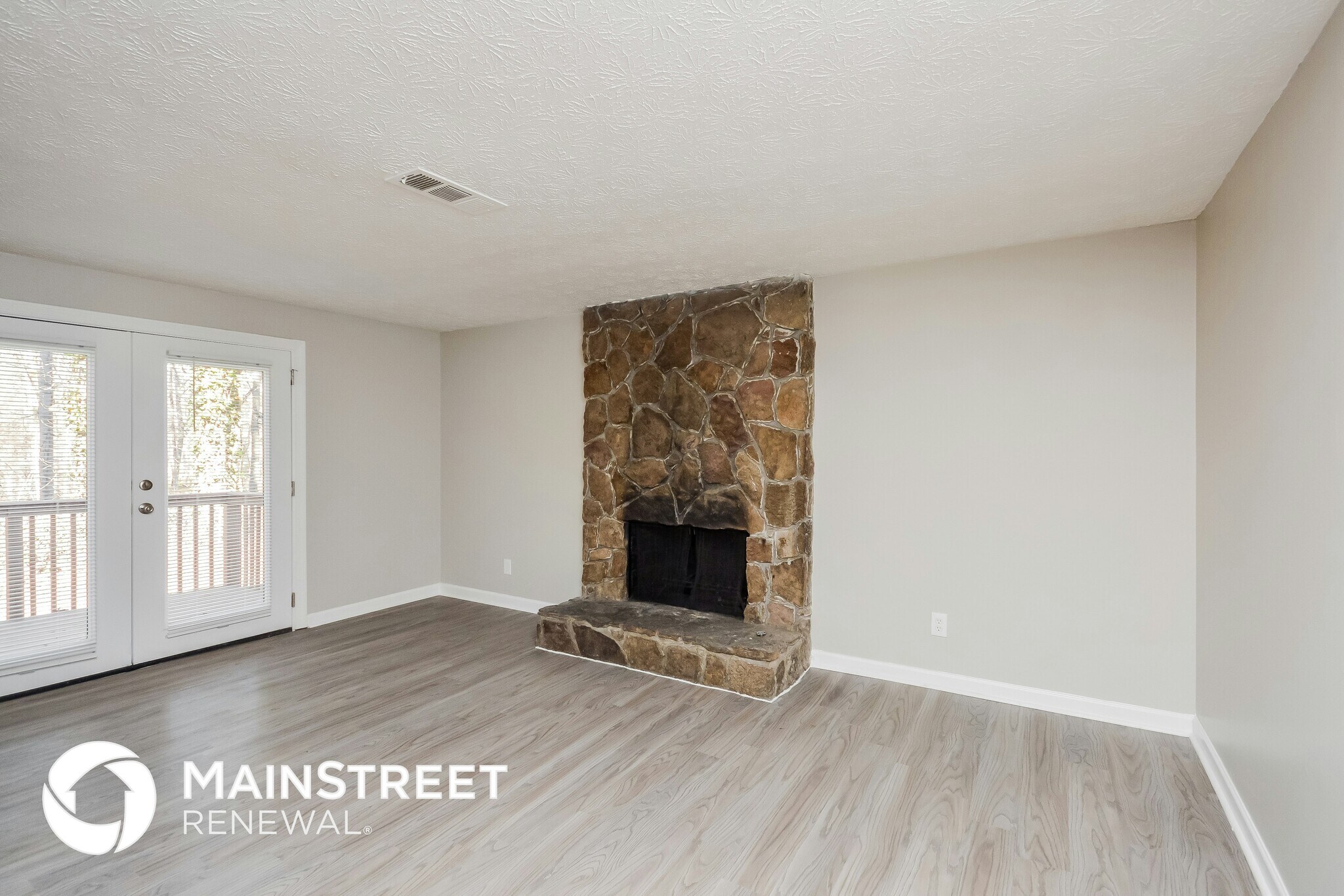 Building Photo - 5176 Martins Crossing Rd