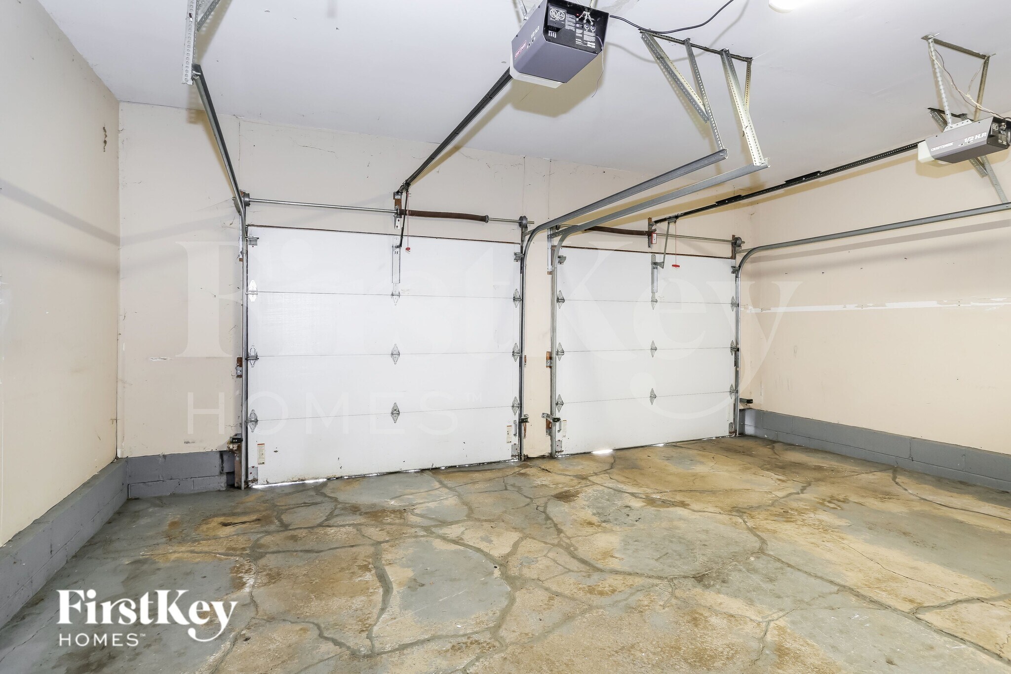 Building Photo - 560 Corral Gate Ct